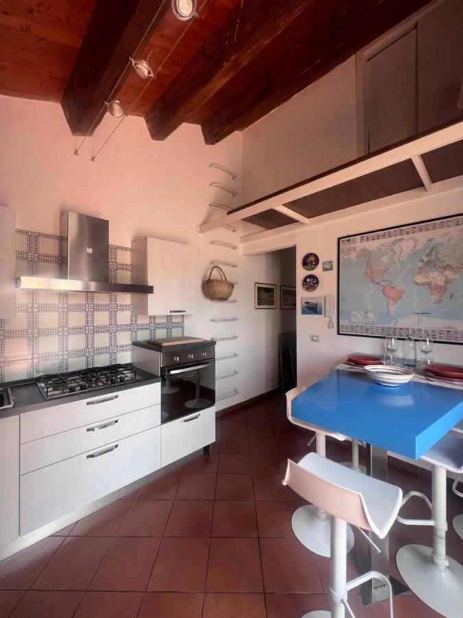 Terrazza Rosa Bianca Apartment Палермо Екстериор снимка
