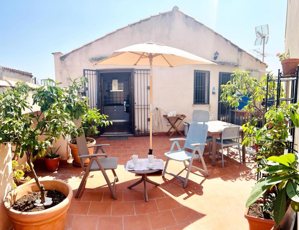 Terrazza Rosa Bianca Apartment Палермо Екстериор снимка